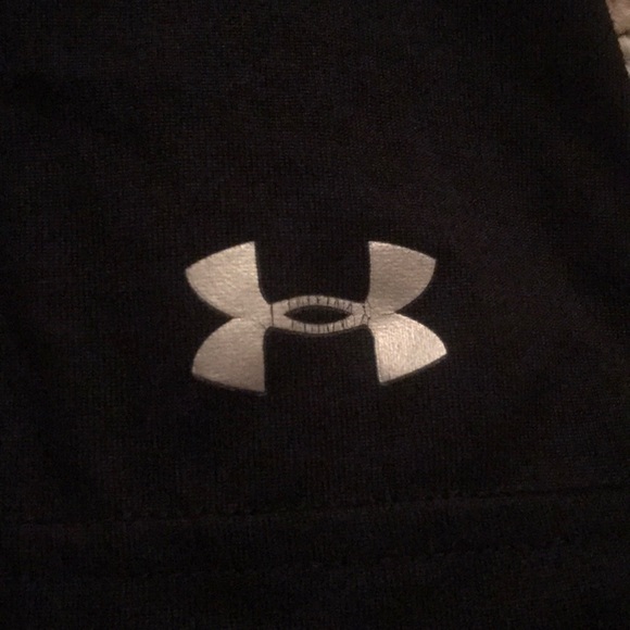 Under Armour Women’s Towson Tigers Shirt - Picture 3 of 4